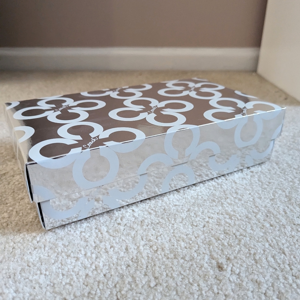 Coach Small Gift Box (1)